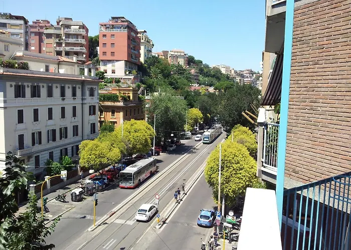Trastevere Chic 3*