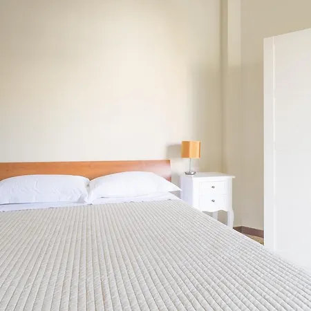 Trastevere Chic בית הארחה 4*